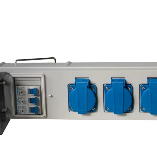 HYUNDAI Adapter 1-Fas 32A til 3x16A Schuko