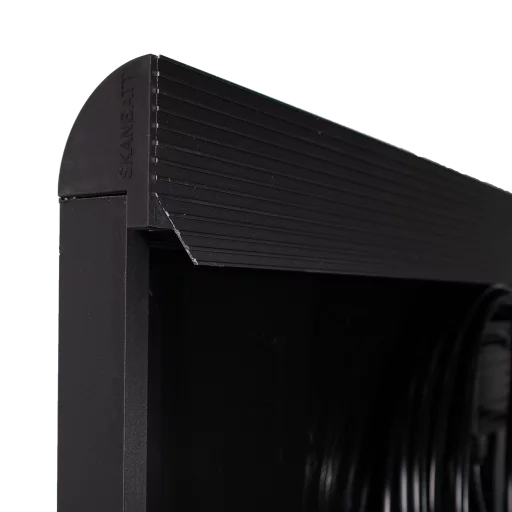 SKANBATT AERO 220W panel med 7M kabel og spoilere for enkel montering