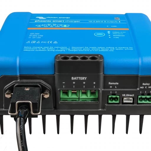 VICTRON Phoenix Smart IP43 Batterilader 24V 16A 3-kanaler