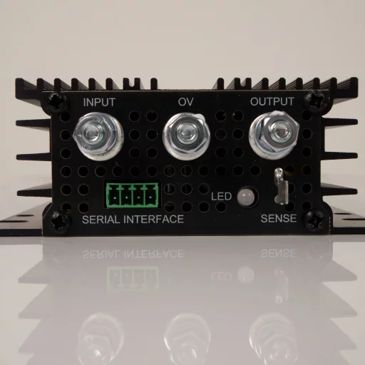 SKANBATT Fricampingpakke - 35A Dynamo Hurtiglader m/blåtann - DCDC for alle bobiler