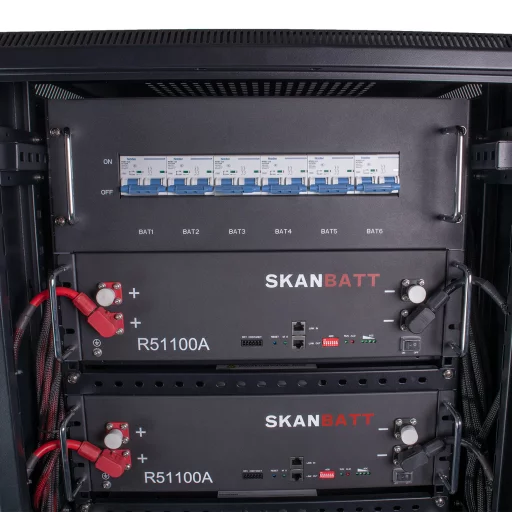 SKANBATT Kabinett/batteriskap for lithium rackmoduler 3U