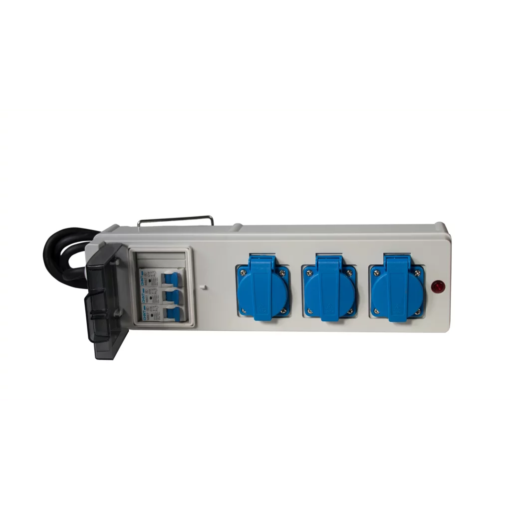 HYUNDAI Adapter 1-Fas 32A til 3x16A Schuko