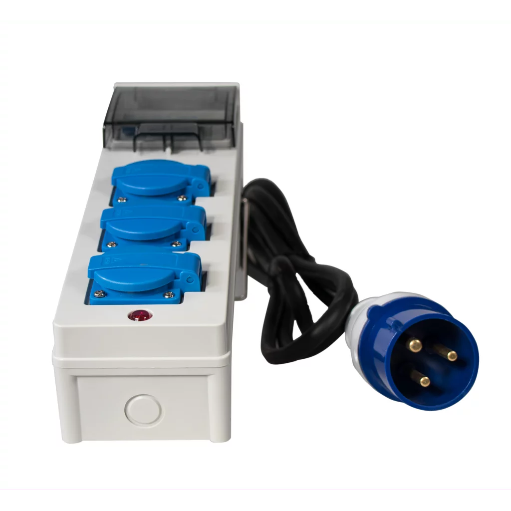 HYUNDAI Adapter 1-Fas 32A til 3x16A Schuko