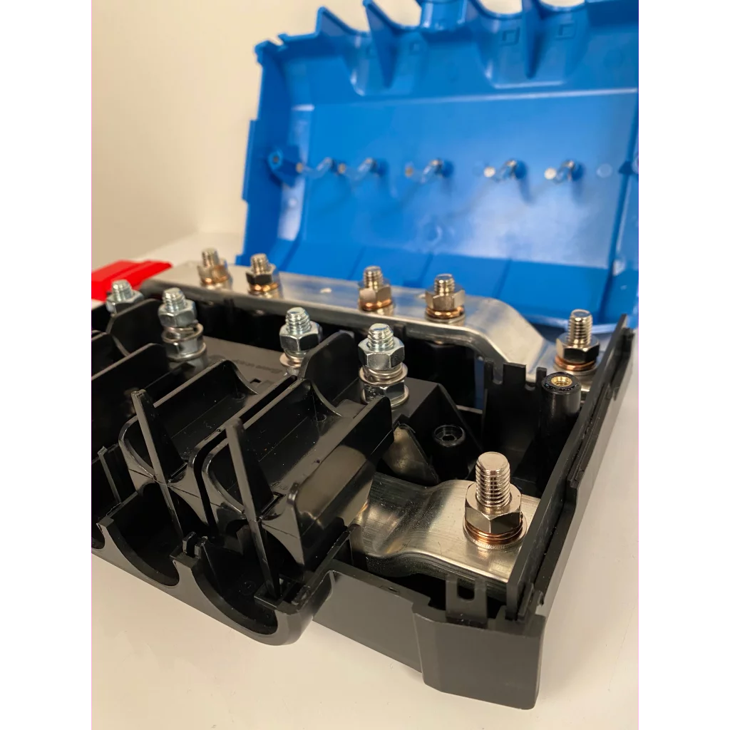 Boltsett for Victron Lynx Power In (M8 og M10)