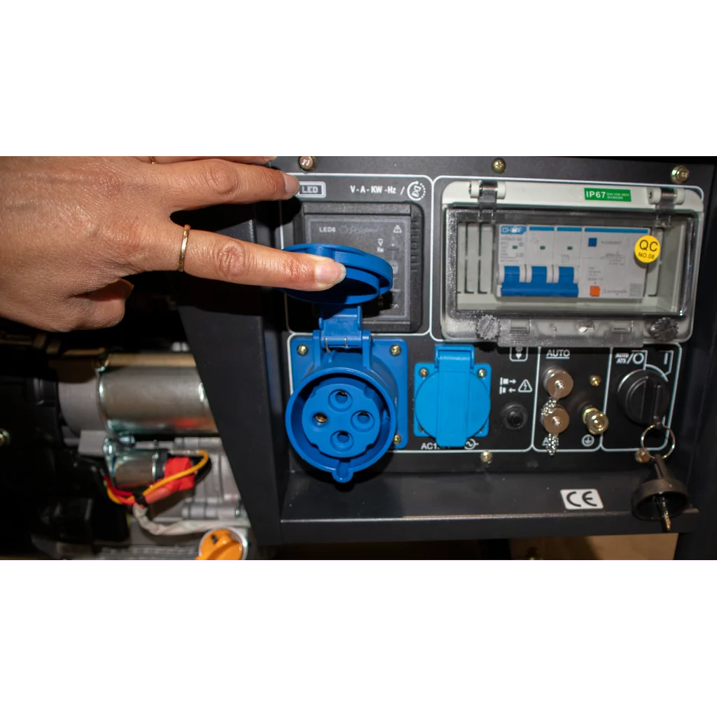 HYUNDAI HY10000LEK-3 Strømaggregat 10kVA - 230V 3-FAS - BENSIN