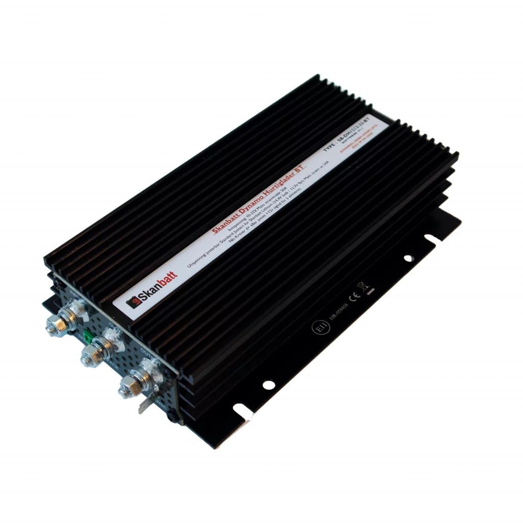 SKANBATT DCDC Lader 24V>24V 33A - Marine - Med Bluetooth